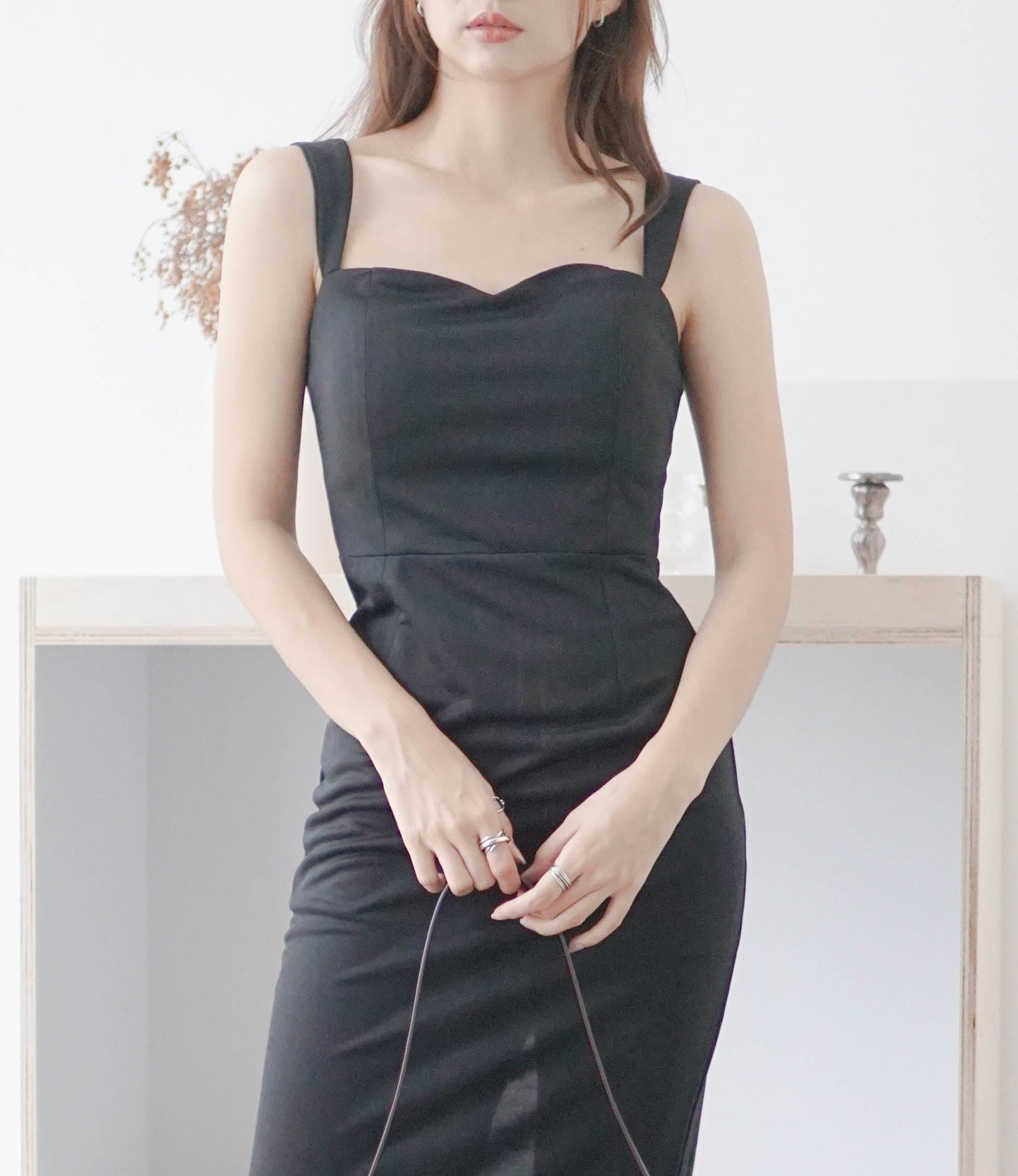 Monroe short dress in classic black