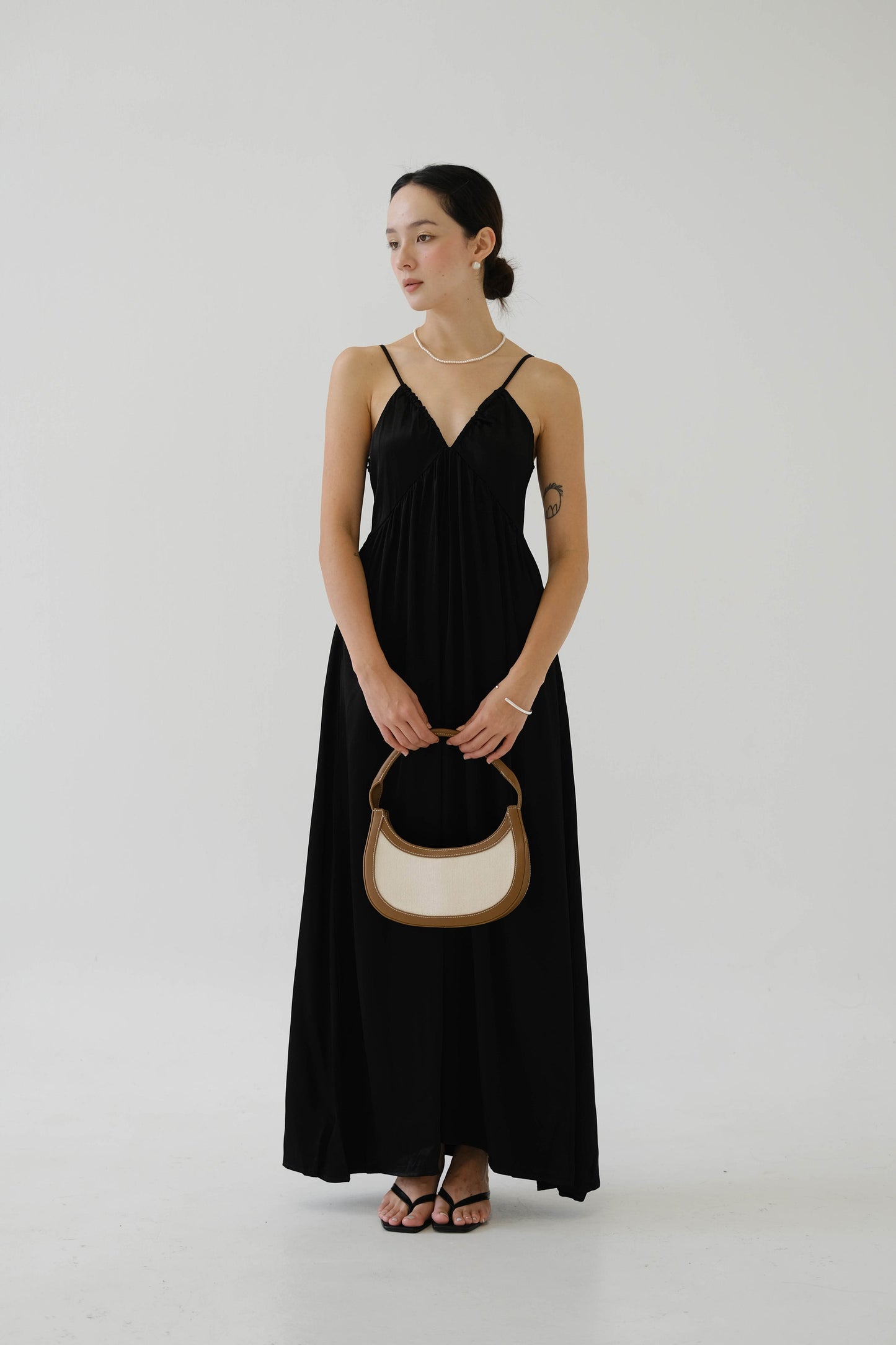 V-neck Sleeves Tank Top Dress in Classic Black