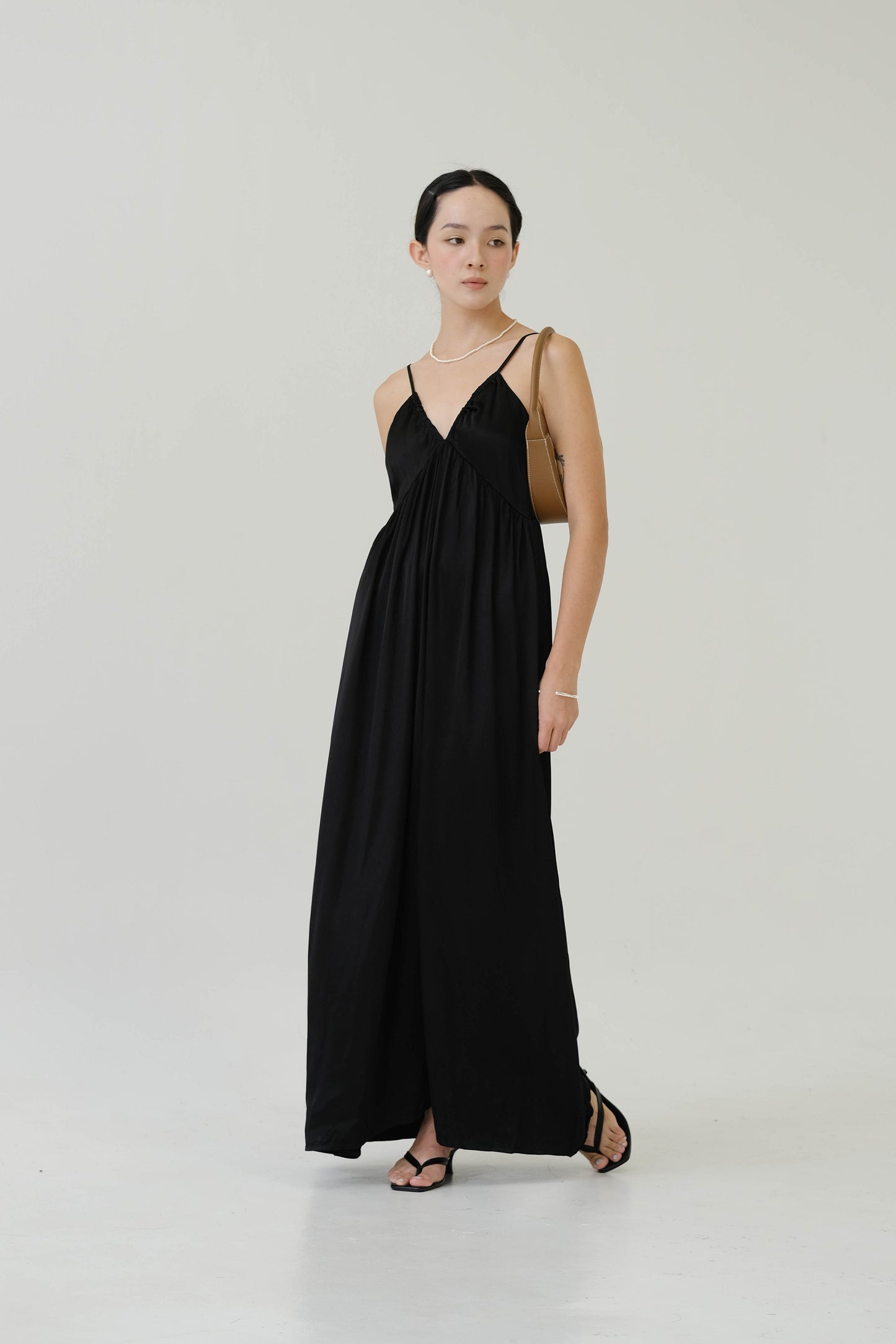 V-neck Sleeves Tank Top Dress in Classic Black