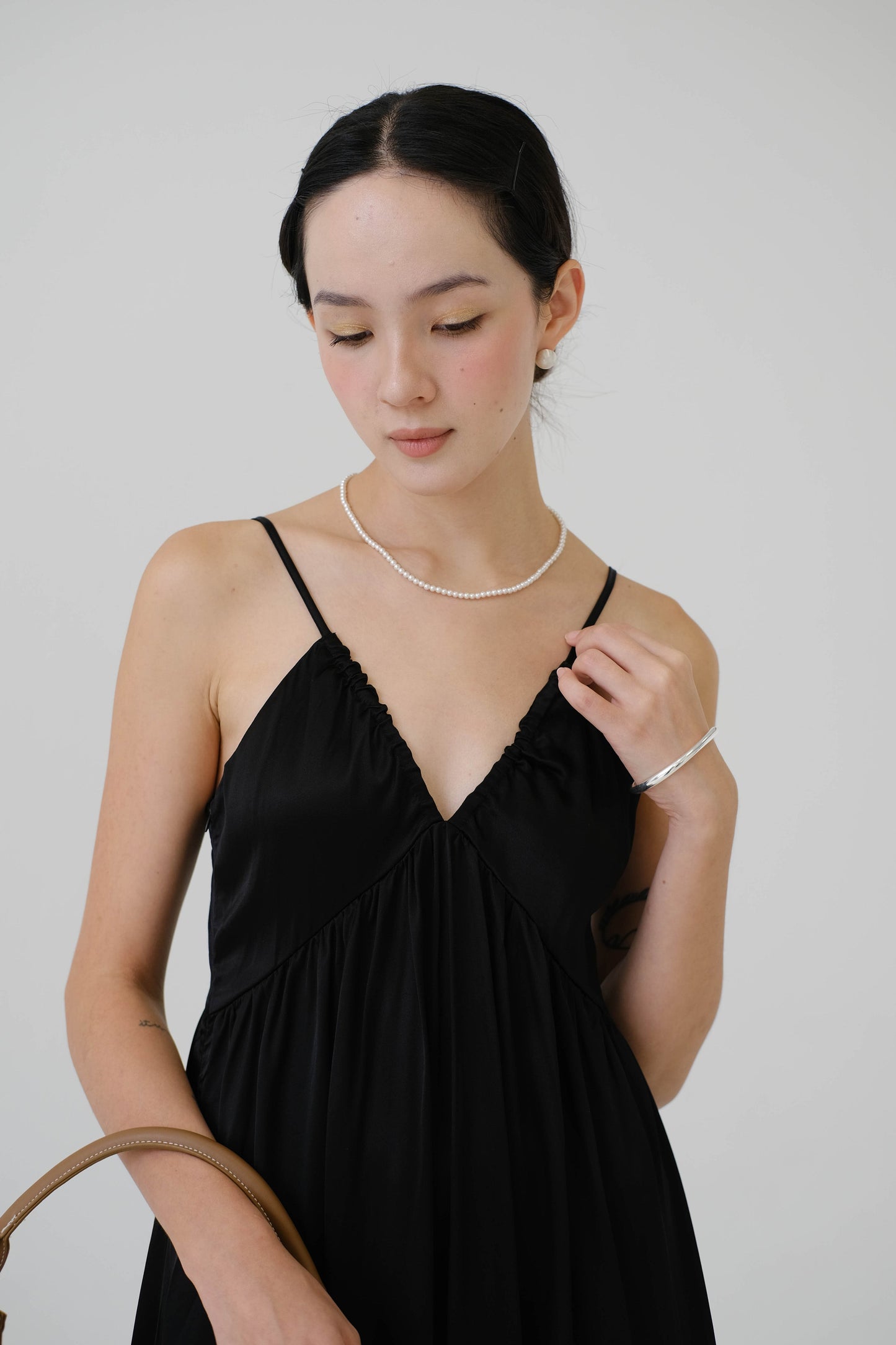 V-neck Sleeves Tank Top Dress in Classic Black