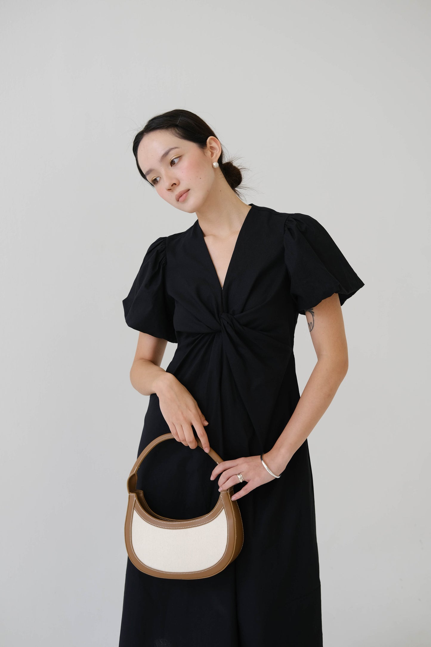 V-neck Puff Sleeve Dress In Classic Black