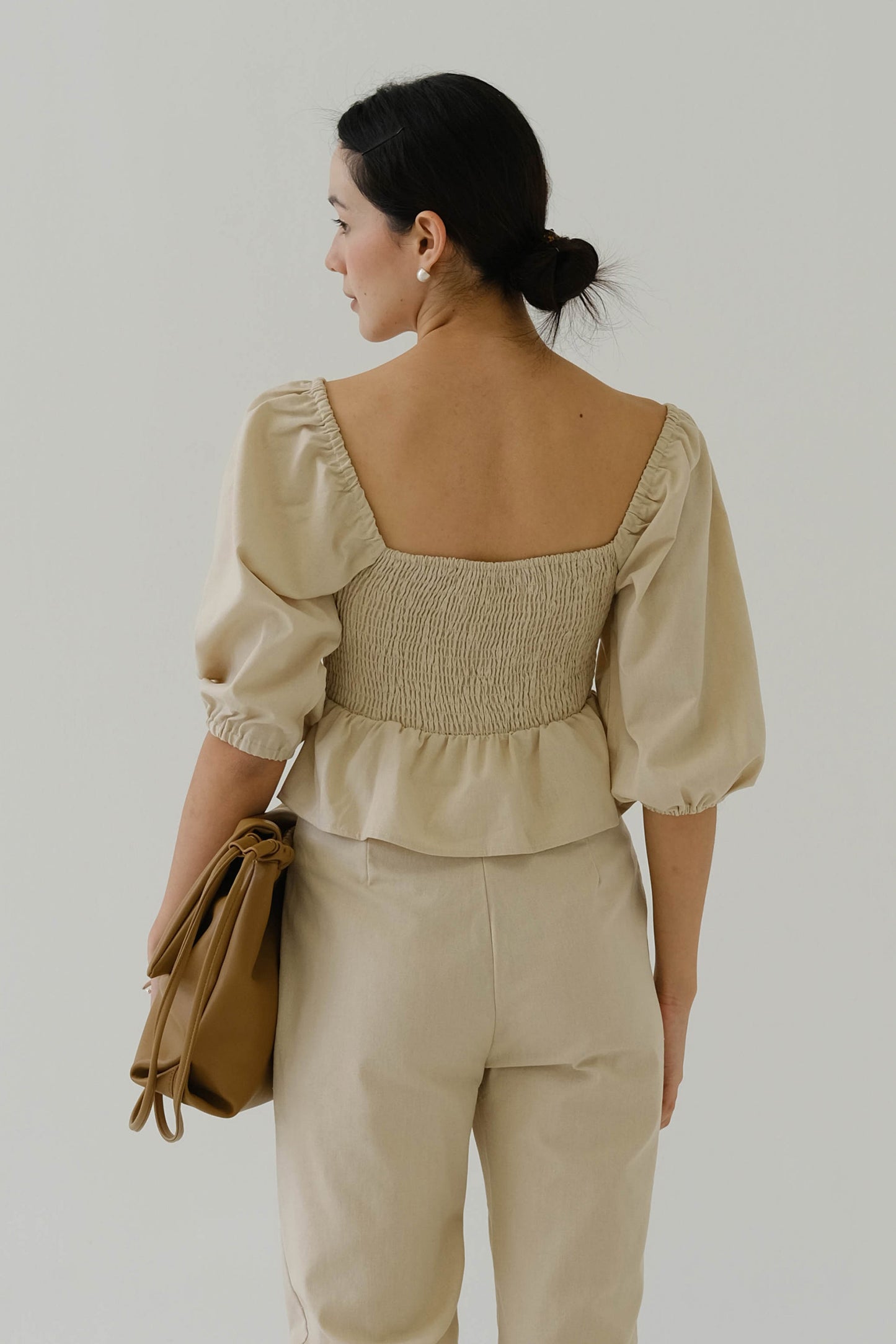 Square Neck Puff Sleeve Top In Almond White