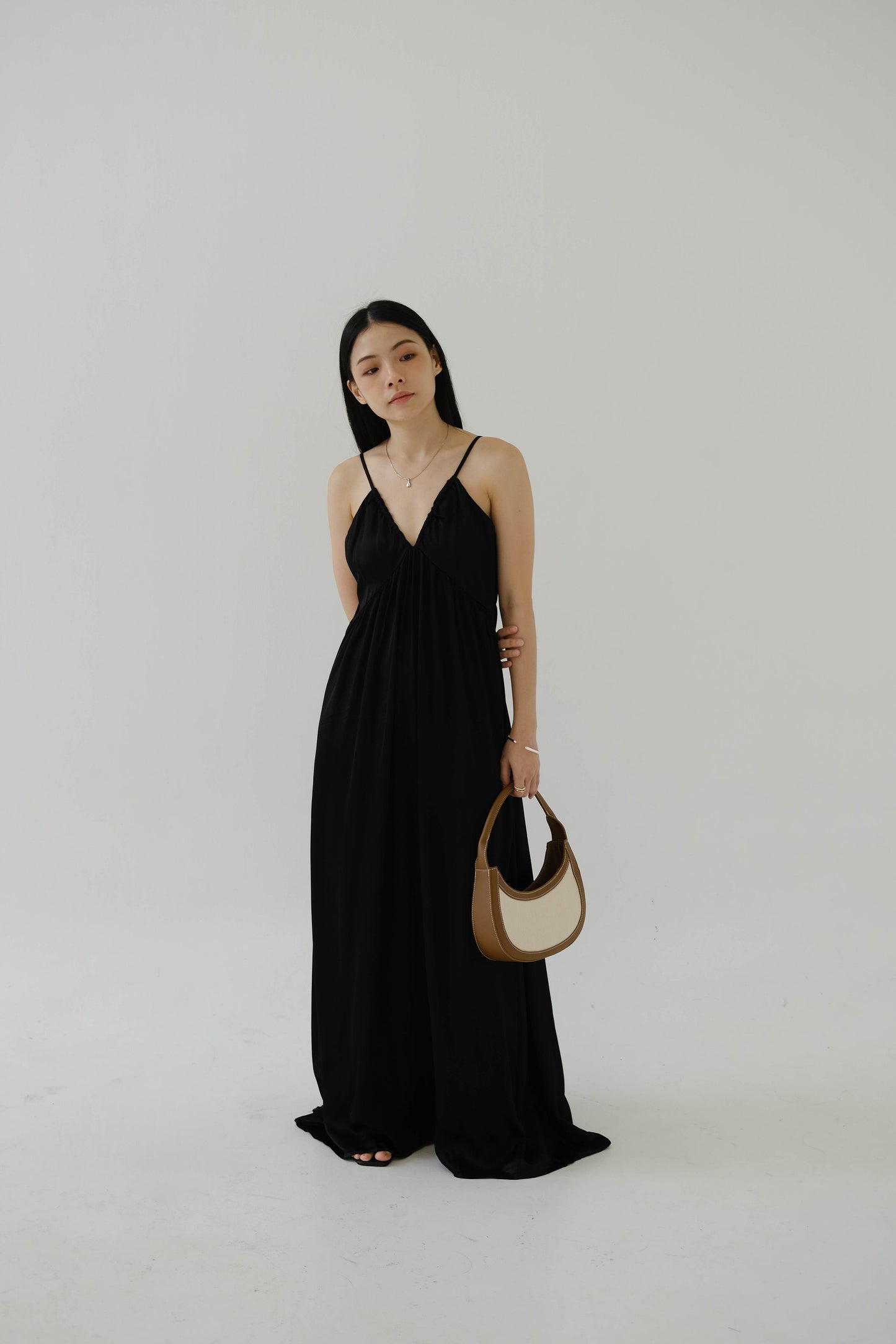 V-neck Sleeves Tank Top Dress in Classic Black