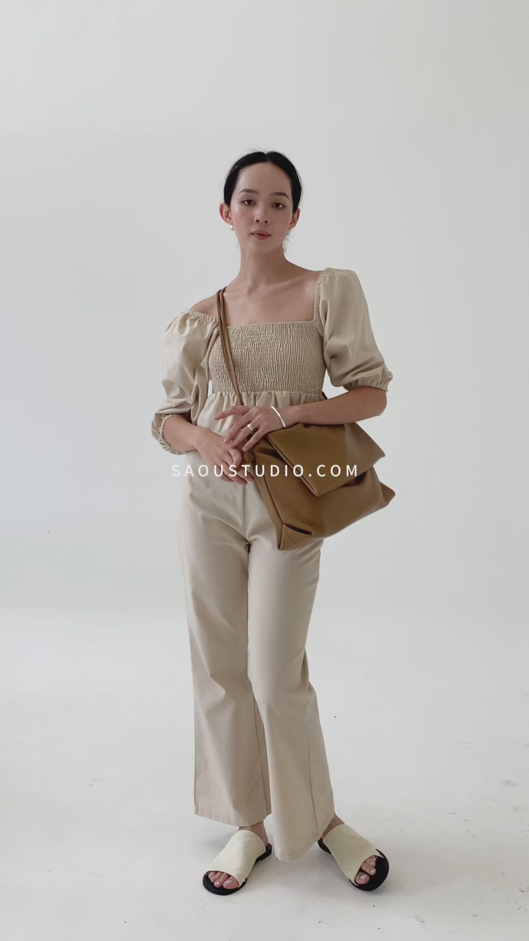 Square Neck Puff Sleeve Top In Almond White