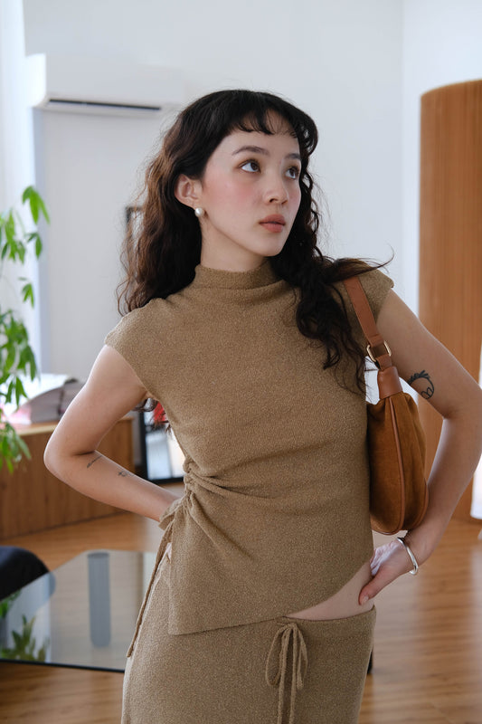 Woolen Short T-shirt in Brown