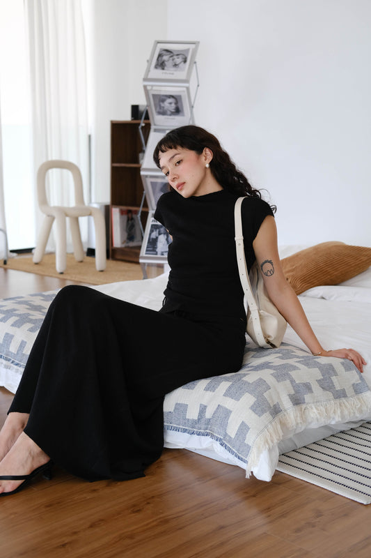 Woolen Short T-shirt In Classic Black