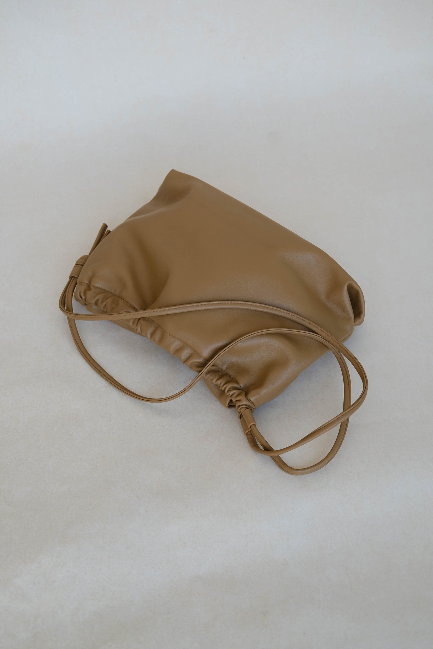 Drawstring Pleated Large Capacity Shoulder Bag in Brown Color