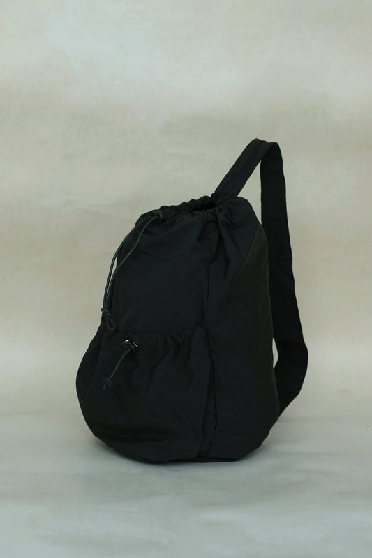 Unisex Nylon High-capacity Cross-body Bag in Black