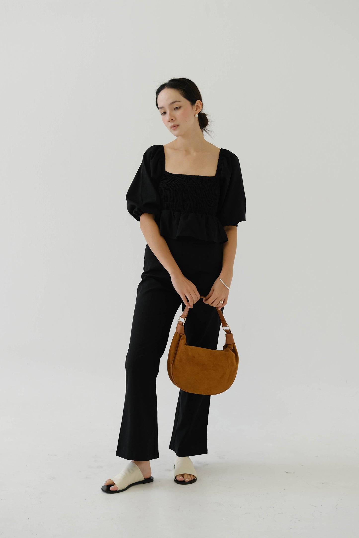 Square Neck Puff Sleeve Top In Classic Black