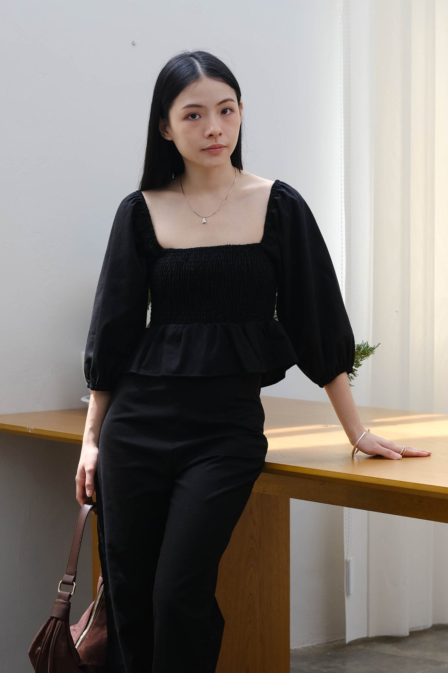 Square Neck Puff Sleeve Top In Classic Black